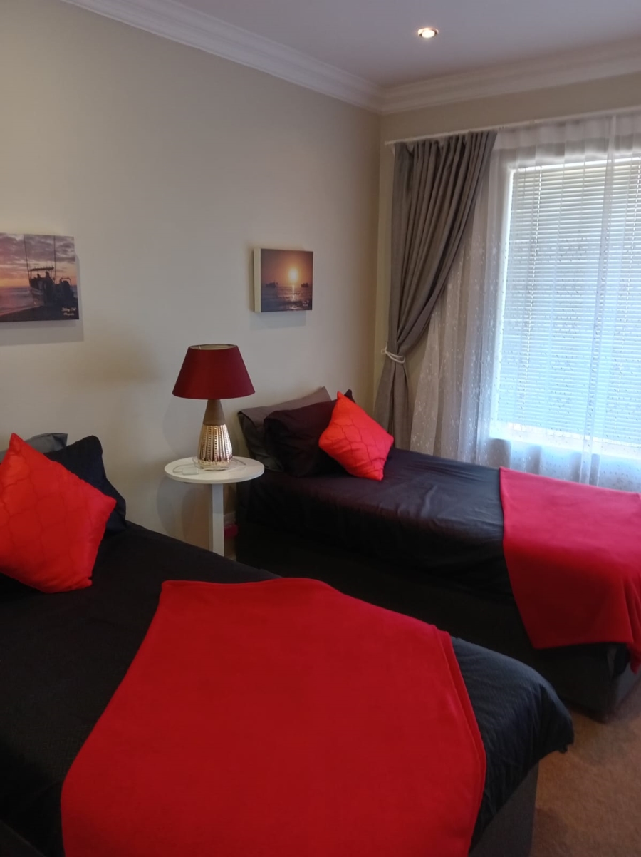 2 Bedroom Property for Sale in Jeffreys Bay Central Eastern Cape